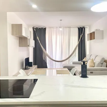 Modern And Comfortable 2 Bedrooms Flat * San Pawl il-Baħar