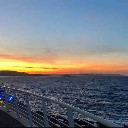 Appartement Modern And Comfortable 2 Bedrooms Flat